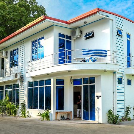 Sevinex Inn Feridhoo Eksteriør bilde